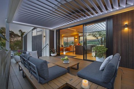 Photo of property in 21 Point Street, Raglan, 3225