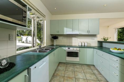 Photo of property in 10a Shiloh Way, Greenhithe, Auckland, 0632