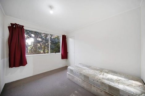 Photo of property in 28 Hinton Place, Weymouth, Auckland, 2103