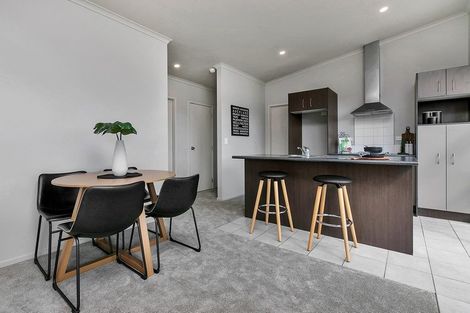 Photo of property in 63a Salisbury Road, Birkdale, Auckland, 0626