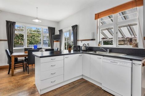 Photo of property in 52 York Street, Waltham, Christchurch, 8023