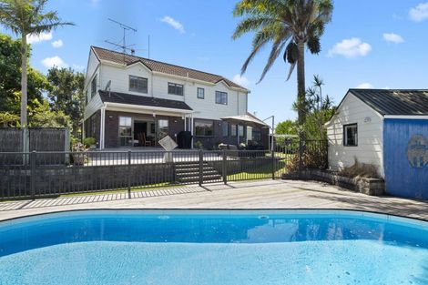 Photo of property in 112 Valley Road, Pukekohe, 2120