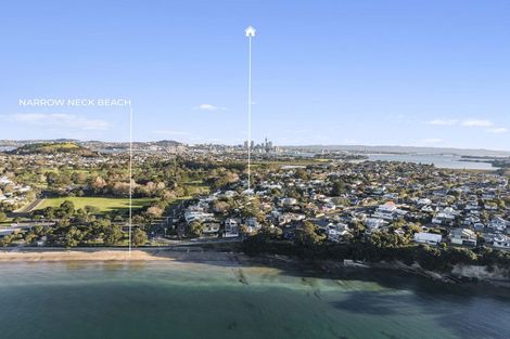 Photo of property in 1/18 Handley Avenue, Narrow Neck, Auckland, 0624