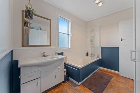 Photo of property in 8 London Street, Eltham, 4322