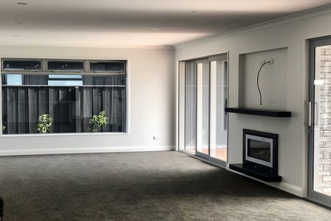 Photo of property in 73 The Esplanade, Pegasus, 7612