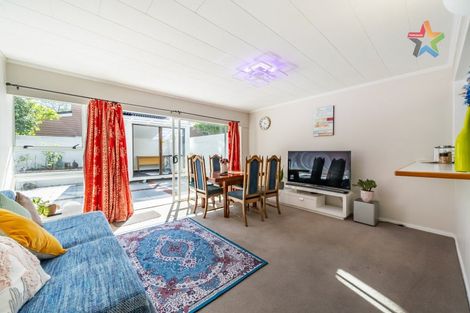 Photo of property in 8b Wai-iti Crescent, Woburn, Lower Hutt, 5010