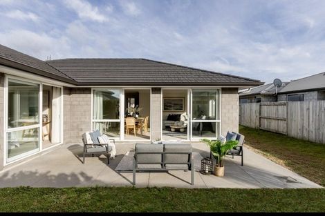 Photo of property in 10 Te Kio Crescent, Papamoa Beach, Papamoa, 3118