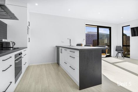 Photo of property in 67d Divich Avenue, Te Atatu South, Auckland, 0610