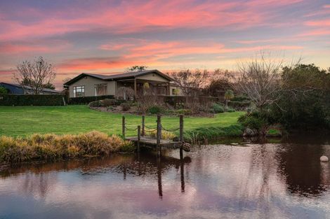 Photo of property in 145 Kanohi Road, Kaukapakapa, 0873