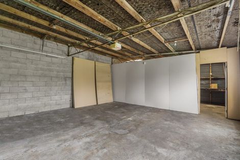 Photo of property in 15 Clyde Street, Utuhina, Rotorua, 3015