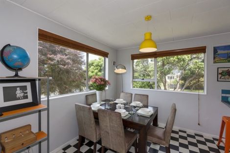 Photo of property in 34 Chums Road, Paraparaumu Beach, Paraparaumu, 5032