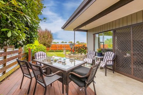 Photo of property in 27 Norwich Crescent, Tamatea, Napier, 4112