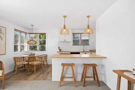 Photo of property in 26 Seaview Road, Otumoetai, Tauranga, 3110