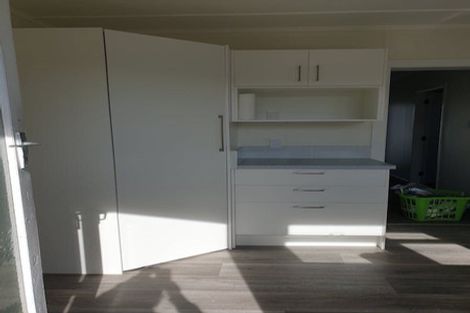 Photo of property in 1 Alice Place, Levin, 5510