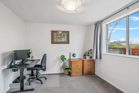 Photo of property in 5a Dana Place, Mairehau, Christchurch, 8013