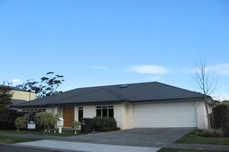Photo of property in 7 Woodford Heights, Havelock North, 4130