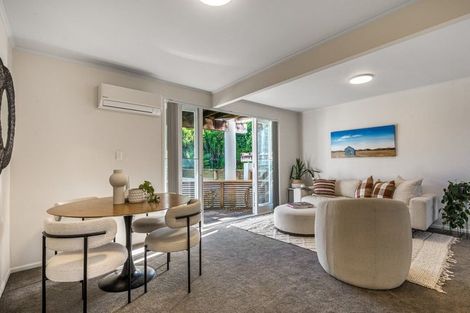 Photo of property in 2/13-15 Campbell Road, Takapuna, Auckland, 0622