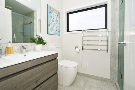 Photo of property in 2/60 Queenwood Avenue, Queenwood, Hamilton, 3210