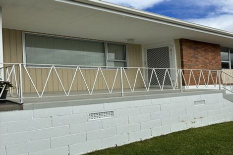Photo of property in 4/48 Mcleod Road, Henderson, Auckland, 0612