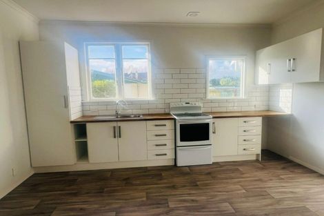 Photo of property in 11 Nikau Street, Tawhero, Whanganui, 4501