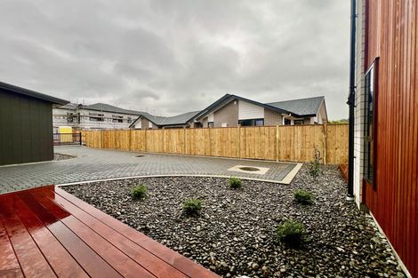 Photo of property in 16 Kiokio Place, Swanson, 0614