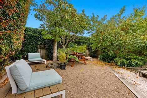 Photo of property in 12 Stonedge Lane, Rosedale, Auckland, 0632