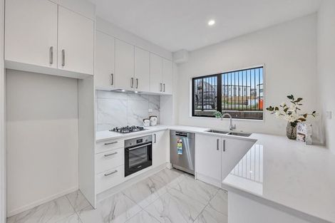 Photo of property in 16b Putiputi Way, Papakura, 2110