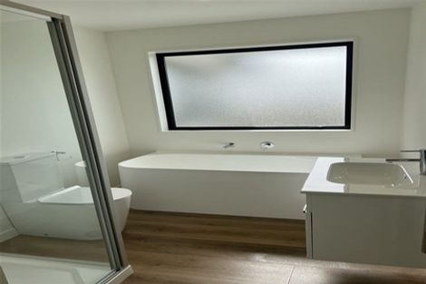 Photo of property in 5 Harry Manship Crescent, Halswell, Christchurch, 8025