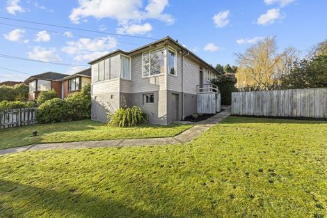 Photo of property in 31 Burgess Street, Green Island, Dunedin, 9018