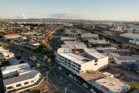 Photo of property in Algarve Apartments, 305/332 Maunganui Road, Mount Maunganui, 3116