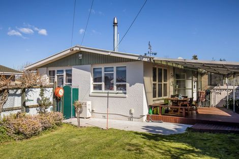 Photo of property in 22 Paddington Street, Northcote, Christchurch, 8052