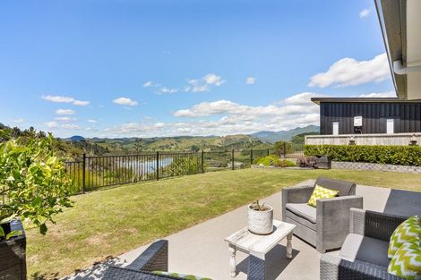 Photo of property in 17 Manatu Close, Whangamata, 3691