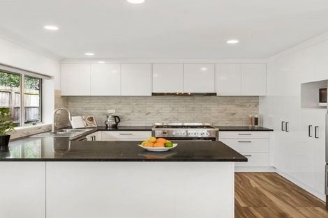 Photo of property in 18 Brittas Place, East Tamaki, Auckland, 2016