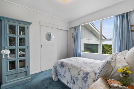 Photo of property in 11 Camrose Grove, Kingston, Wellington, 6021