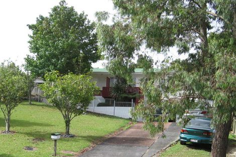 Photo of property in 28 Claverdon Drive, Massey, Auckland, 0614