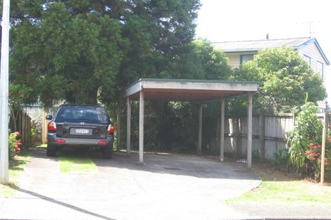 Photo of property in 3/47 Greenslade Crescent, Northcote, Auckland, 0627