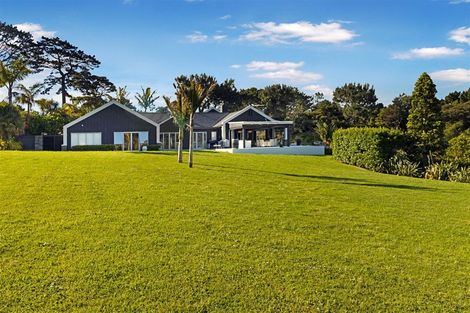 Photo of property in 37 Paremoremo Road, Lucas Heights, Auckland, 0632