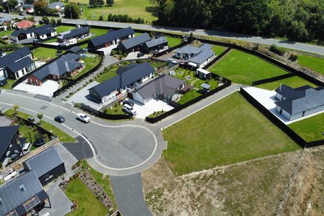 Photo of property in 33 Franks Place, Outram, 9019