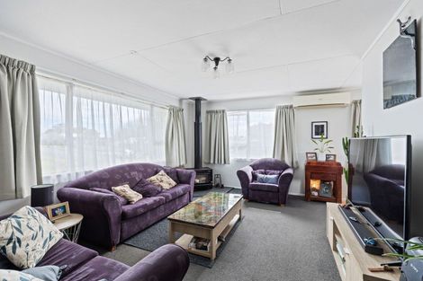Photo of property in 1 Veronica Place, Bell Block, New Plymouth, 4312