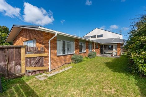 Photo of property in 1 Delamare Road, St Andrews, Hamilton, 3200