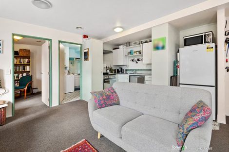 Photo of property in Palm Grove Apartments, 16/13b Palm Grove, Berhampore, Wellington, 6023