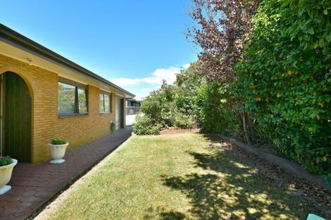 Photo of property in 1/30 Fairway Avenue, Red Beach, 0932