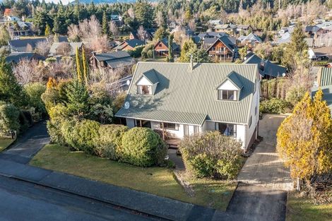 Photo of property in 17 Chalet Crescent, Hanmer Springs, 7334