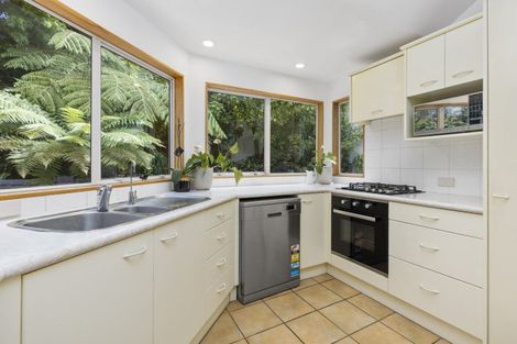 Photo of property in 1/31 Holdaway Avenue, Northcote, Auckland, 0627