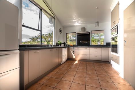 Photo of property in 38 Riddell Road, Kerikeri, 0230