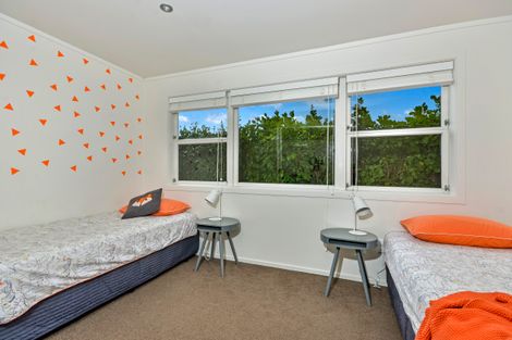 Photo of property in 24 Barrier View Road, Leigh, 0985