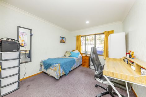 Photo of property in 223 Hill Road, The Gardens, Auckland, 2105