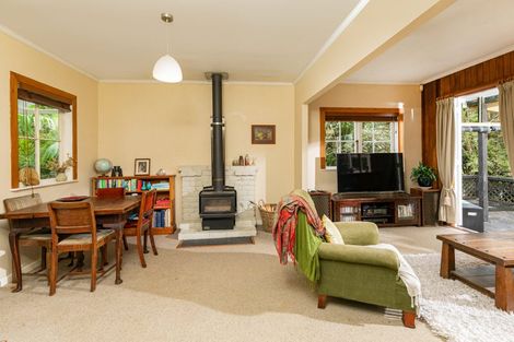 Photo of property in 332 Huia Road, Titirangi, Auckland, 0604