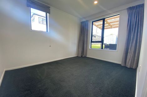 Photo of property in 1/31a Colwill Road, Massey, Auckland, 0614