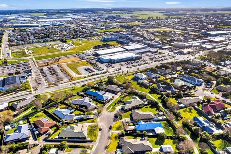 Photo of property in 13 Raphael Close, Rolleston, 7614